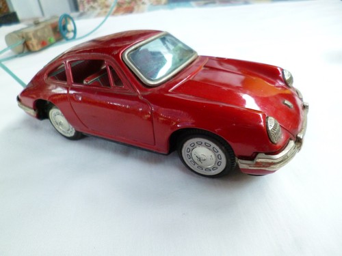 Porsche 911 von bandai - porsche,