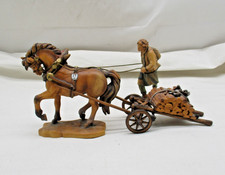 Heimatliche Krippe LEPI – Krippenfigur „Bauer mit Pferd & Pferdegespann“ bemalt