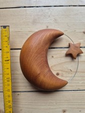 Mond aus Holz zum Aufhängen
