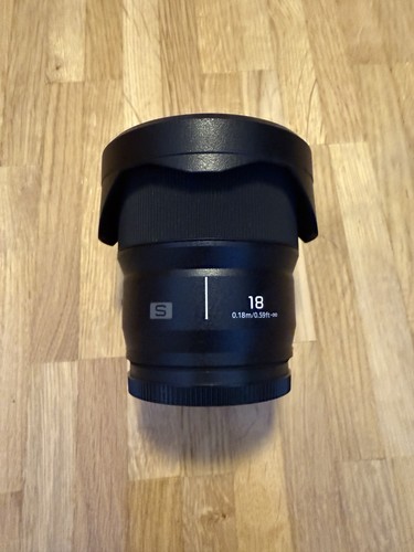 Panasonic lumix 18mm 1 8 - panasonic,