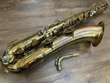 C.G. Conn 12M Baritonsaxophon