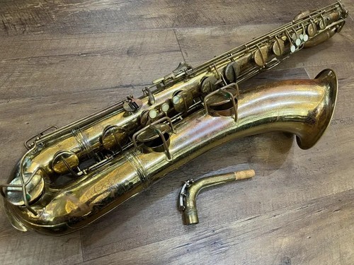 Conn 12m baritonsaxophon - c.g.,