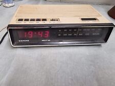 Vintage Siemens alpha Radiowecker