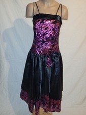 wunderschönes Abendkleid, Ballkleid 36 lila/schwarz metallisiertes Garn