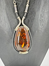 großer Bernstein - Design