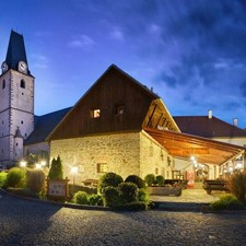  Rožmberk Hotel U Martina Südböhmen 2 Personen + 1 Kind 1 - 3 Nächte Halbpension