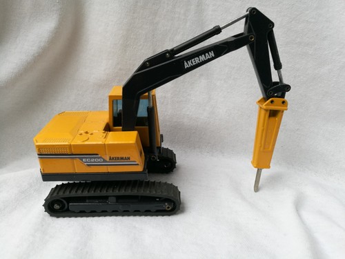 Kettenbagger model typ - model, akerman