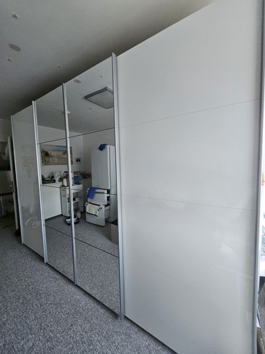 Hochvertiger schrank mit - hochvertiger,