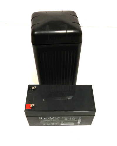 Batteriegehäuse mit batterie - batteriegehäuse,