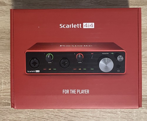 Focusrite scarlett 4i4 - focusrite,