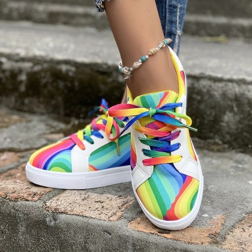 Frauen regenbogen walking - frauen,