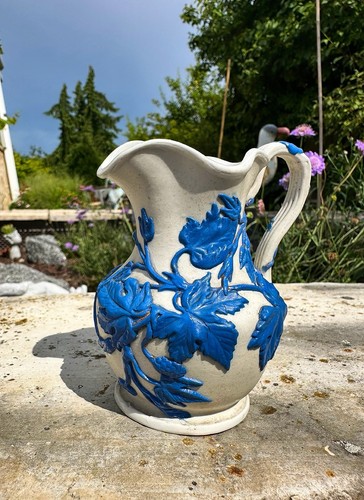 Vintage wedgwood vase - wedgwood,