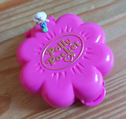 Vintage polly pocket garden - pocket,