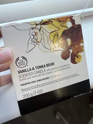 The body shop vanilla feves - body,