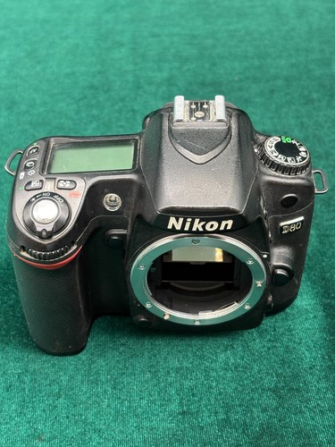 Nikon d80 2mp digital - digital, slr