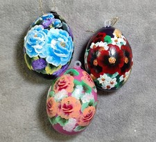 Bunte Eier zum aufhängen mit