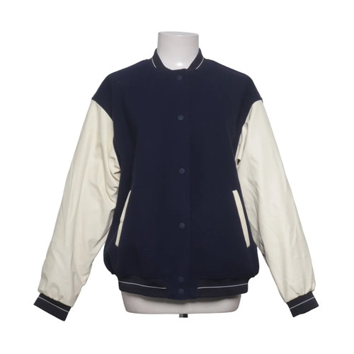 Divided collegejacke - by,