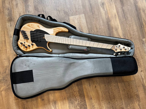 Dingwall bass cb3 combustion - dingwall,