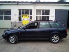 Schlachtfest/ Audi A4 8D5 B5 1,8 Avant  Ausschnitt vom Einstieg Nr.99/20