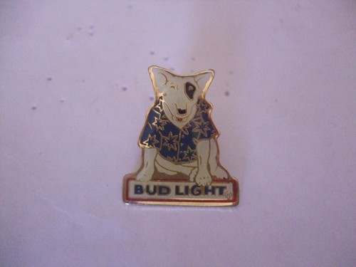 Pins hund bull - pins, bier