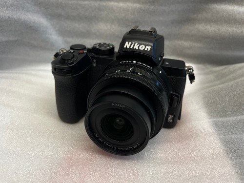 Nikon 9 mpx mit - z,