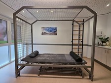 Standschlingentisch, Schlingentisch mit Rollen für Physiotherapie-Praxen