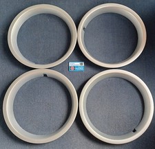 4 Radkappen/Felgenzierringe