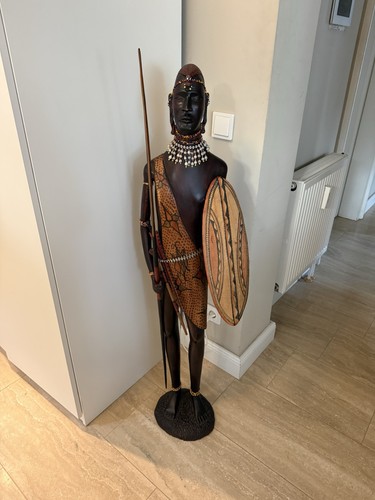 Handgeschnitzte holzstatue - handgeschnitzte,