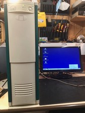 Computer Windows 95 PC ASUS