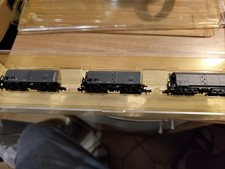 Spur N Minitrix 13840  3 x Heizöl Kesselwagen der DB in grauer Farbgebung in OVP