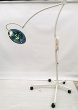 Heraeus Hanaulux BLUE30 Diagnostiklampe mobil Untersuchungsleuchte OP Stativ 