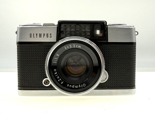 Near mint olympus pen d - mint*,