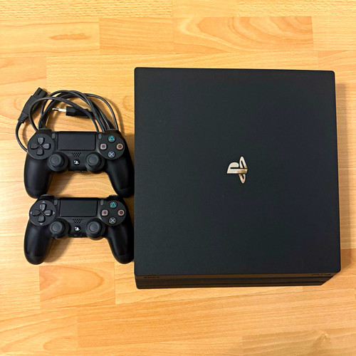Sony ps4 pro - ps4, +