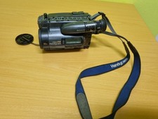 Sony RETRO Handycam CCD-TR805E