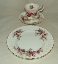 Kaffeetasse H 6,7 cm , Untertasse, Kuchenteller von Royal Albert Lavender Rose