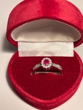 Verlobungsring aus Weißgold