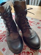 Braune Stiefeletten  Damen