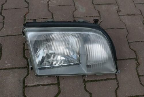 Frontscheinwerfer