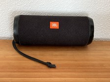 JBL Flip 3 Bluetooth Lautsprecher ( USB Ladebuchse DEFEKT verbogen ) schwarz