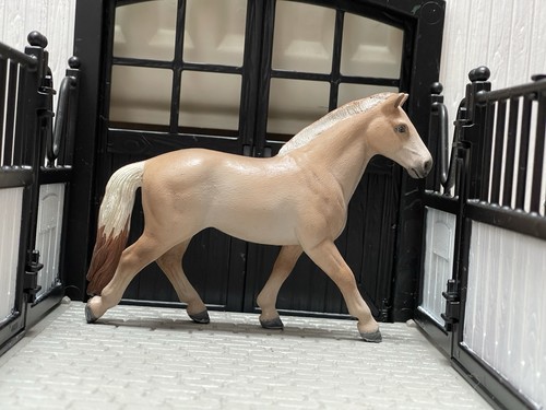 Schleich hannoveraner - schleich,