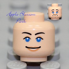LEGO Flesh FEMALE MINIFIG HEAD