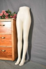 Schöne Schaufensterpuppe /