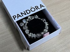 Pandora Armband mit 13 Charms 17cm