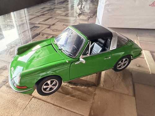 Porsche 911 f - 911, 2.4