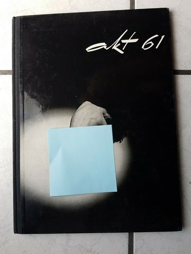 Akt ein altes - -,