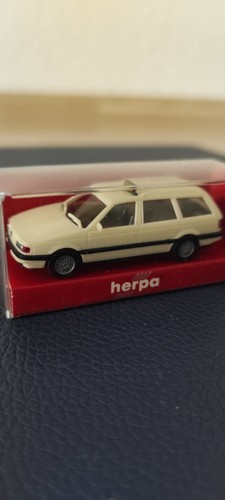 Auto modell vw passat - vw,