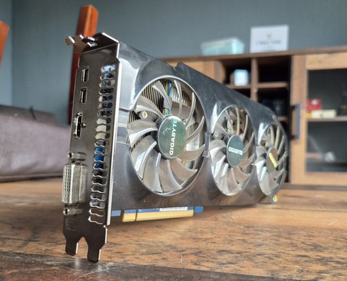 Gigabyte amd radeon - radeon, 7970