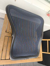 Herman Miller Aeron Größe B