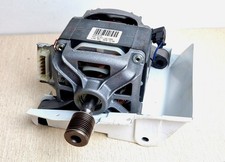 Waschmaschinen Motor Antrieb v. BAUKNECHT WAT 4350  MCA 52/64-148/IRA5