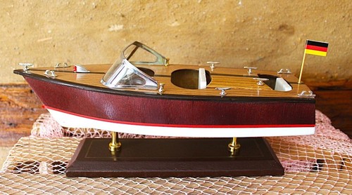 Modell italienisches sportboot - modell,